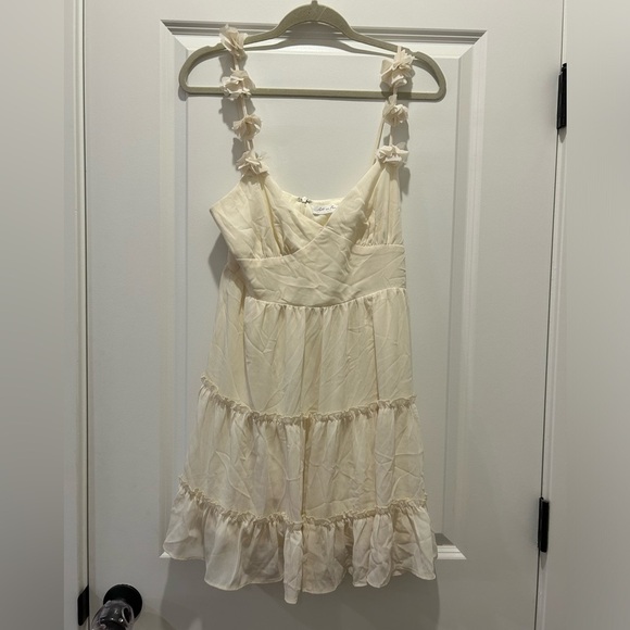 All in Favor 3D Flower Strap Minidress - Picture 3 of 7